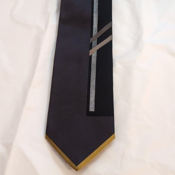 Prada Silk Gray Tie - Picture 5 of 5